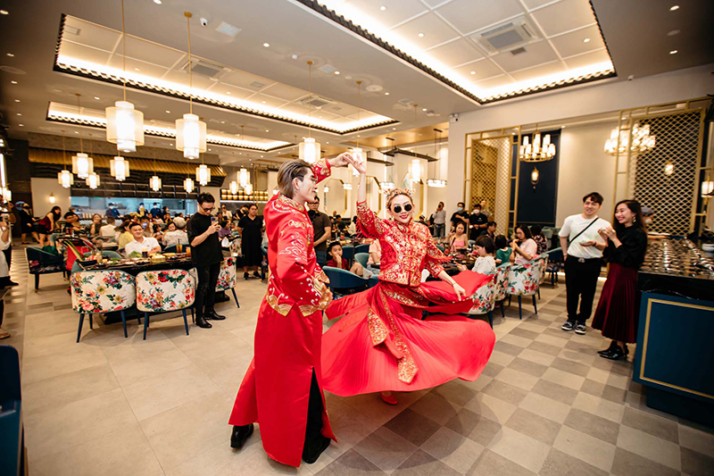 Dynasty House thường xuyên có những hoạt động nghệ thuật gia tăng trải nghiệm cho khách hàng