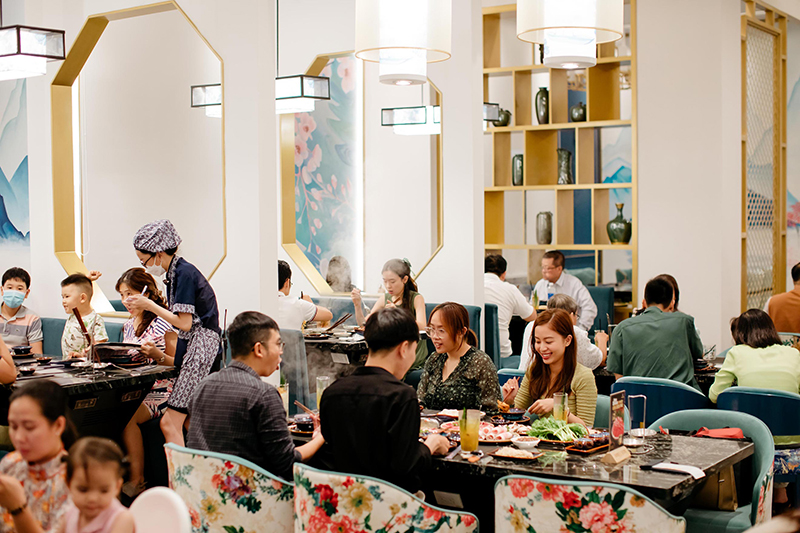 Chi nhánh mới của Dynasty House thuộc Tổ hợp Dịch vụ Ẩm thực - Fitness Nova Service - 526 Điện Biên Phủ thu hút đông đảo thực khách