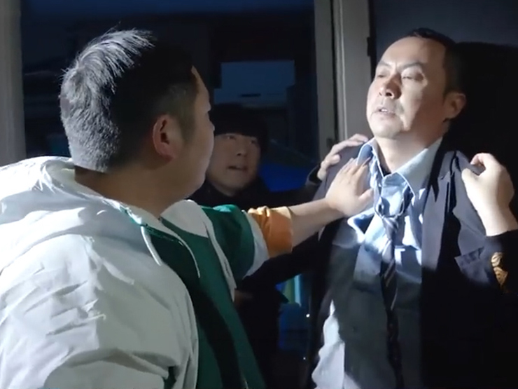 Clip hài hước - Đi xin việc thế này thì công ty nào dám nhận các anh!