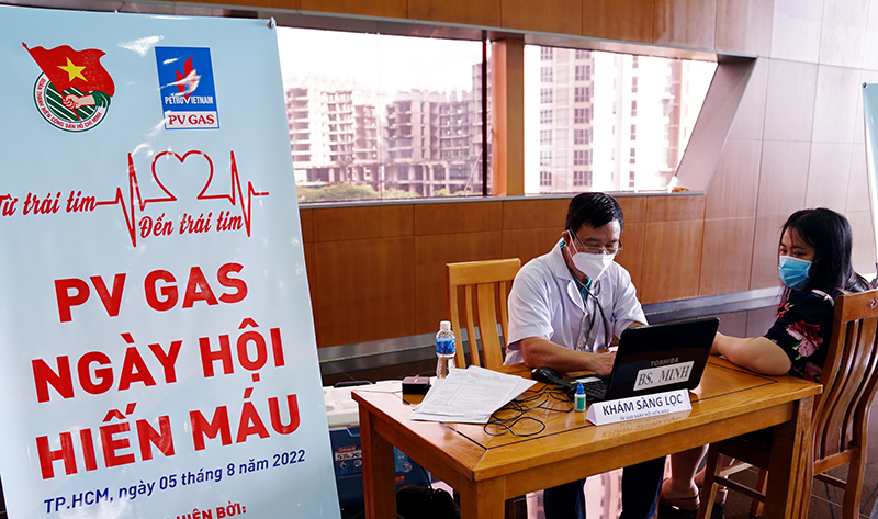Đoàn Thanh niên PV GAS tổ chức Ngày hội hiến máu “Từ trái tim đến trái tim” - 3