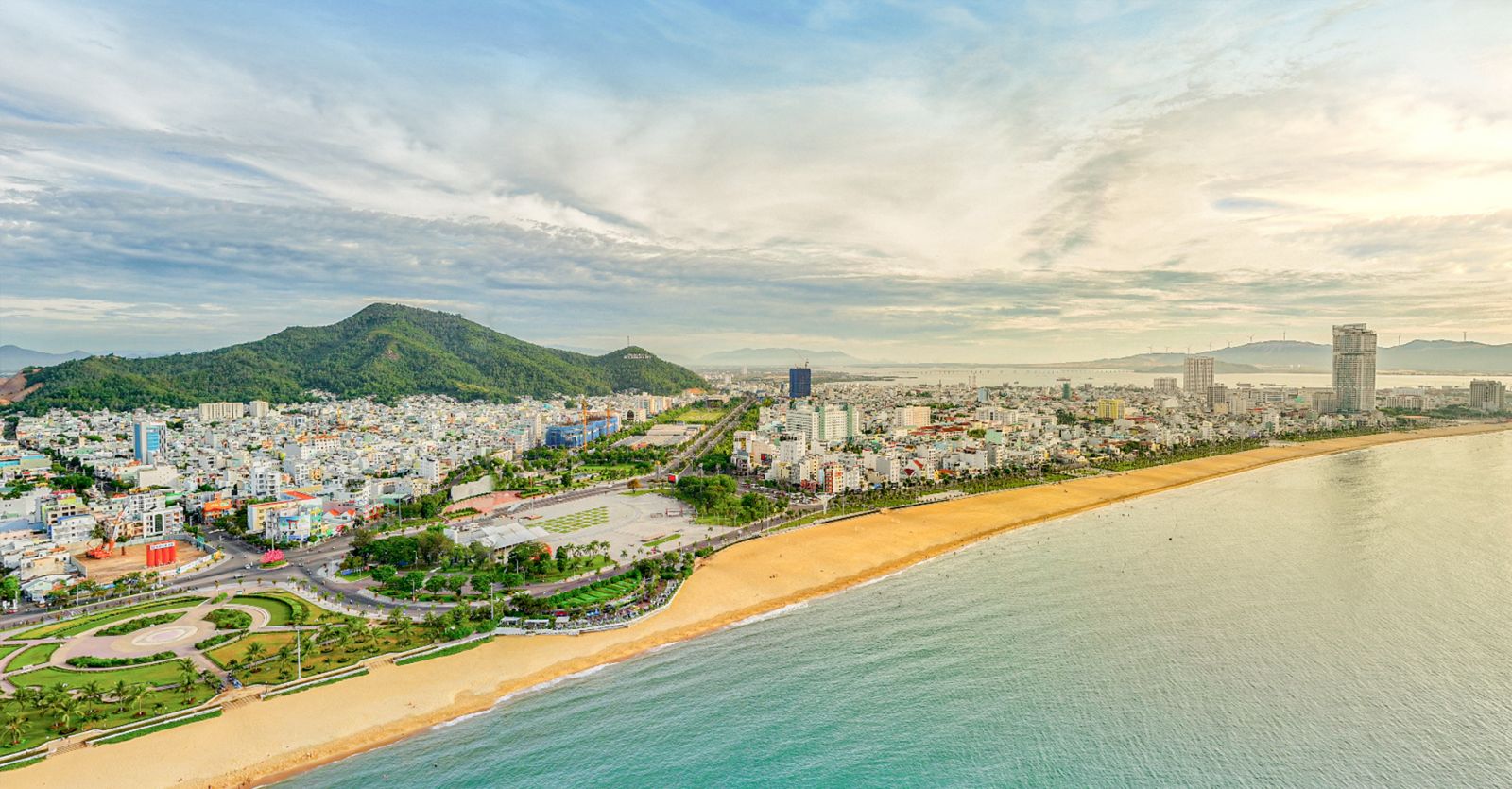 Bình Định tăng tốc đầu tư hạ tầng và du lịch, tạo thế đòn bẩy đưa đô thị biển Quy Nhơn “cất cánh” trở thành điểm đến hàng đầu châu Á