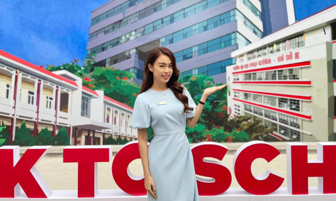 Mai Phương Thúy nóng bỏng khi đón sinh nhật tuổi 34, Kỳ Duyên mặc váy cut-out khoe lưng ong sexy - 14