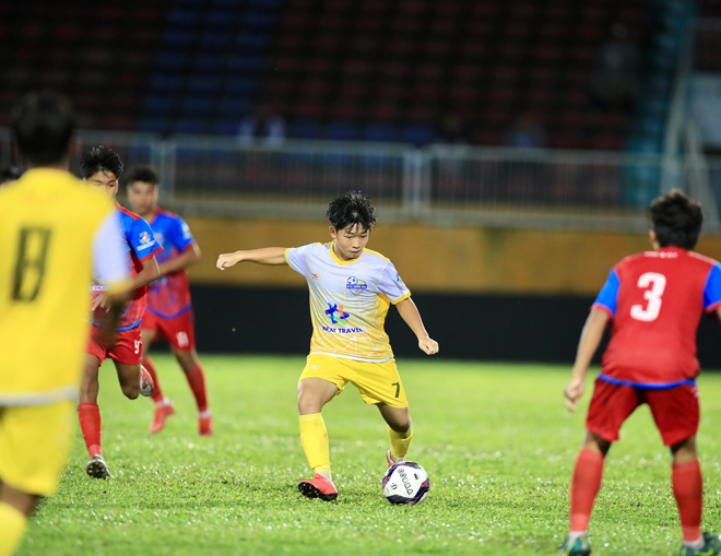 Chủ nhà HAGL khởi đầu ấn tượng tại vòng chung kết U15 Quốc gia - Next Travel 2022 - 2