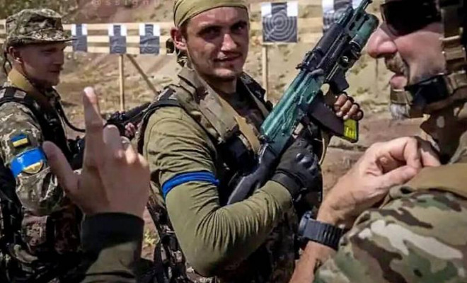 Theo ý kiến ​​của ông Milburn, nhiều binh sĩ tương lai của Lực lượng vũ trang Ukraine cần được đào tạo một cách đặc biệt, bởi thể chất và kỹ thuật của họ khá kém, cùng với đó là không có các kỹ năng quân sự cần thiết.