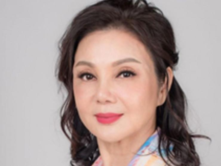 Đời sống Showbiz - Sao nữ kết hôn với đại gia, nhận cái kết đắng sau khi sinh 5 người con