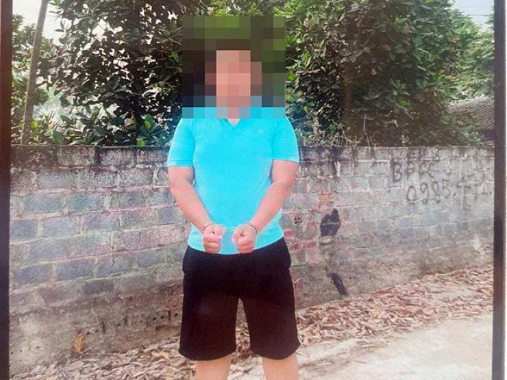 Pháp luật - Đăng ảnh còng tay lên mạng “cho vui”, 2 thanh niên bị phạt 30 triệu đồng.