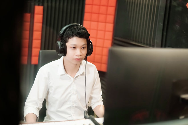 Chàng trai 10X Nguyễn Văn Sỹ nổi tiếng trên mạng nhờ hát hay, đàn giỏi - 2