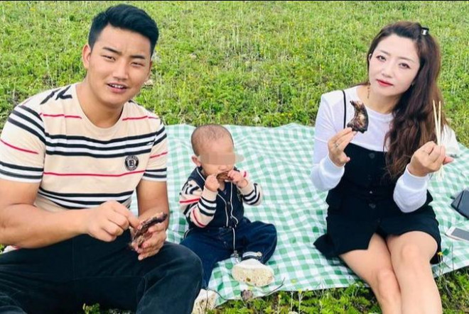 Chàng trai 26 tuổi cưới vợ U50, trúng tiếng sét ái tình từ lần đầu gặp gỡ - 3