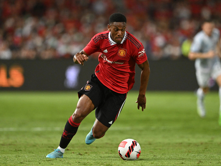 SAO MU Martial bất ngờ chấn thương: Bị nghi ”giở trò”, học thói xấu của Pogba