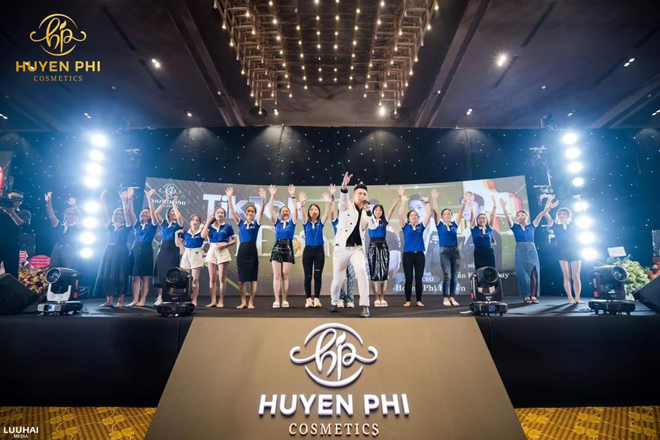 Hoạt động ca nhạc, văn nghệ, mini game được các thành viên hưởng ứng nhiệt tình&nbsp;