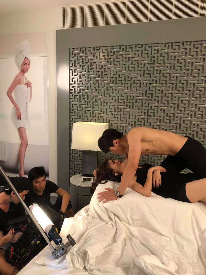 Hậu trường cảnh quay tình tứ của Lan Ngọc và Lê Xuân Tiền 