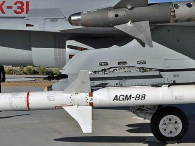 Thế giới - Mỹ thừa nhận cung cấp vũ khí ngoài danh sách cho Ukraine