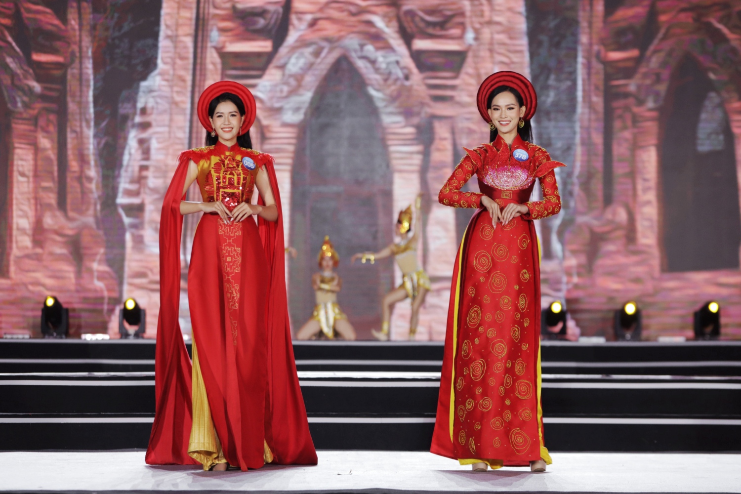 BST "Champa Fashitecture" của NTK La Sen Vũ.