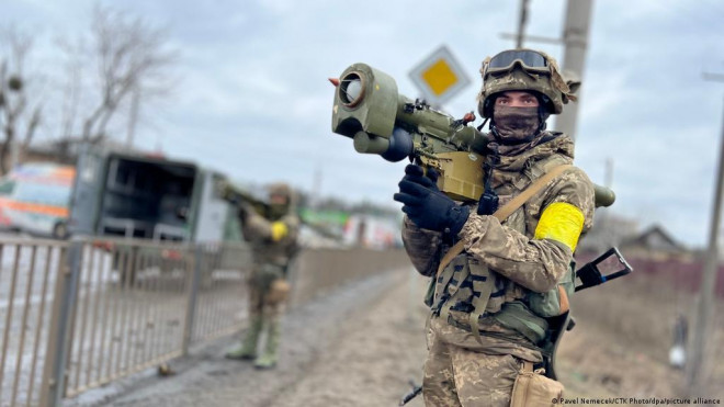 Theo vị tướng này, Quân đội Nga sẽ
tiến theo hai hướng - đó là Nikolaev và Krivoy Rog. Trong trường
hợp đột phá được ở bất kỳ hướng nào, lực lượng bổ sung sẽ được điều
động đến và hướng đó sẽ được ưu tiên.