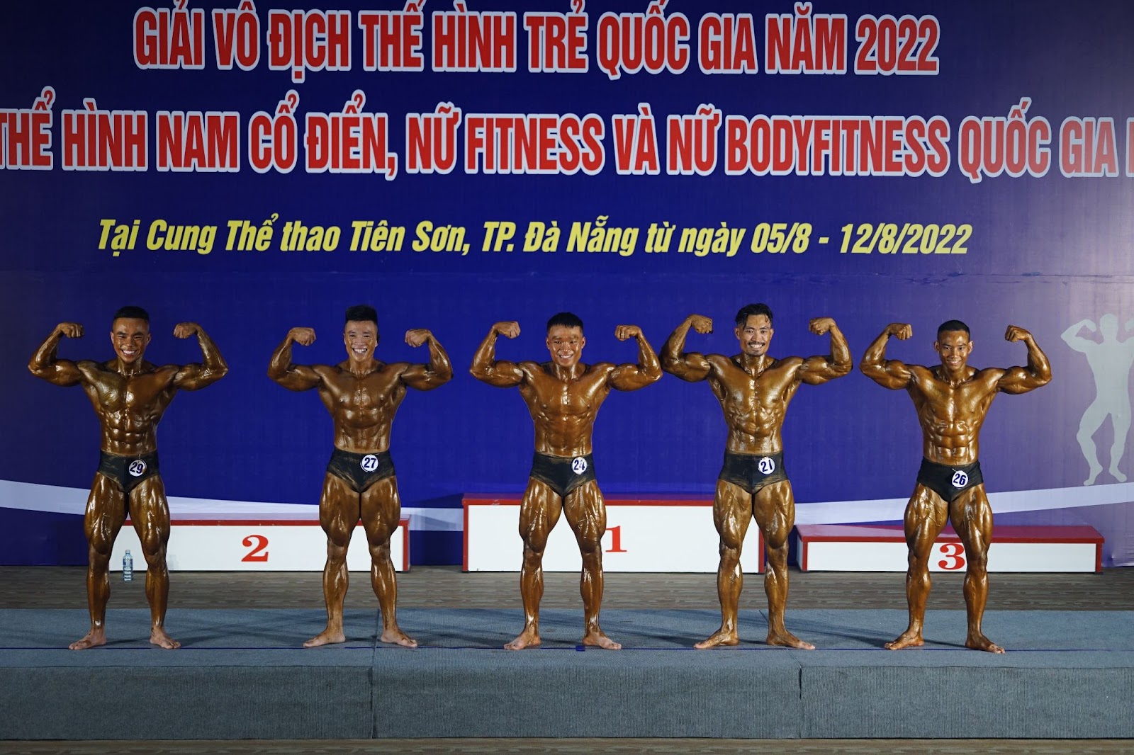 Phan Bảo Long (số 21)