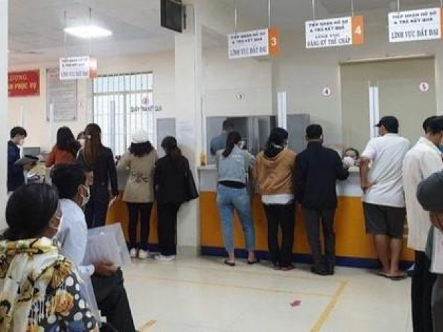 Tin tức trong ngày - Khởi tố 4 cán bộ cấp giấy chứng nhận trái pháp luật ở Lâm Đồng