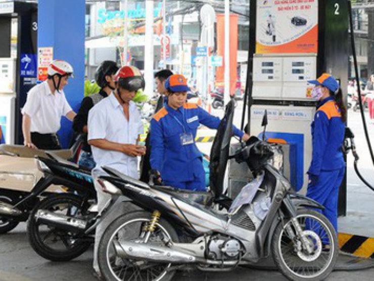 Thị trường - Tiêu dùng - Giá xăng dầu hôm nay 15/8: Đồng loạt lao dốc phiên đầu tuần