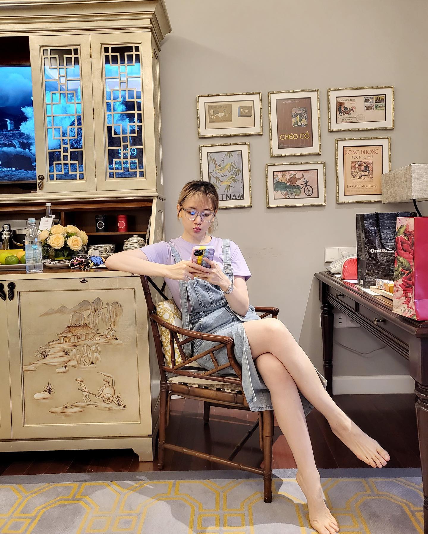 Mỹ nhân Việt khoe mặt mộc: Ai được khen nhất? - 1