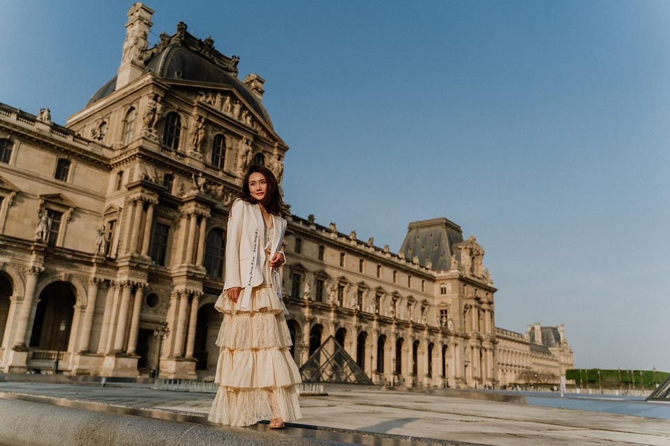 Với Hoàng Mỹ An, mỗi chuyến đi không chỉ giúp cô khám phá các vùng đất mới mà còn cho cô hiểu hơn về văn hóa, nghệ thuật, bản sắc của địa phương. Thông qua đó cô sẽ có nhiều tư duy, sáng tạo mới trong công việc nghệ thuật.