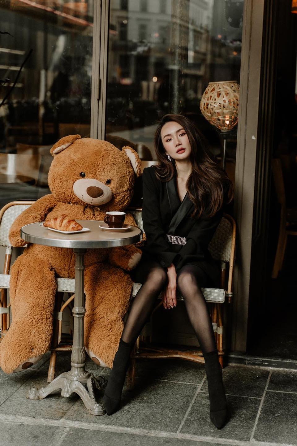 Hoàng Mỹ An cho biết, sau khi&nbsp;tốt nghiệp đại học hiện cô có thể dành hết thời gian cho nghệ thuật. Nữ ca sĩ tập trung thu âm, quay MV để phát hành trong thời gian tới, phục vụ khán giả trong nước và hải ngoại.