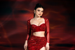 Giải trí - "Ngọc nữ Bolero" Lily Chen: "Âm nhạc của tôi có chiều sâu, ca từ không sáo rỗng"