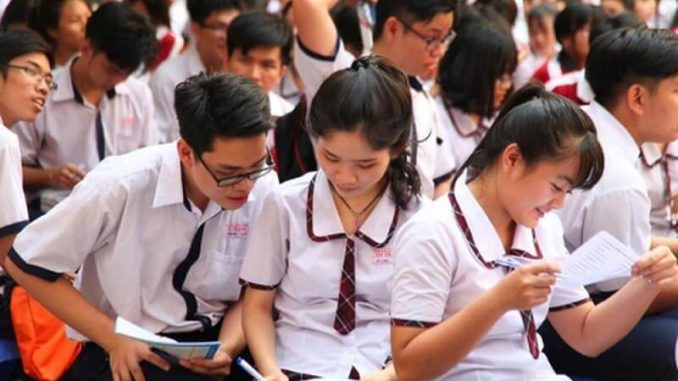 Học sinh chỉ được chuyển trường trong dịp hè hoặc khi kết thúc học kỳ I - 1