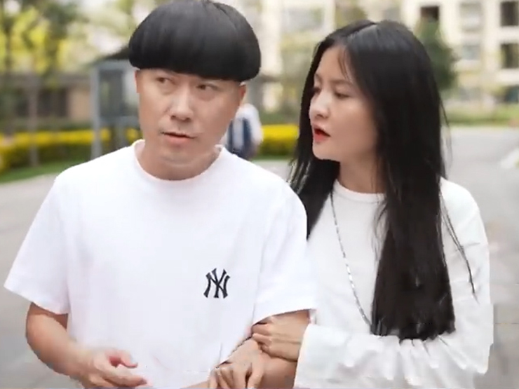 Clip hài hước - Ông chồng khốn khổ một đời với sự "thù dai" của bà vợ!