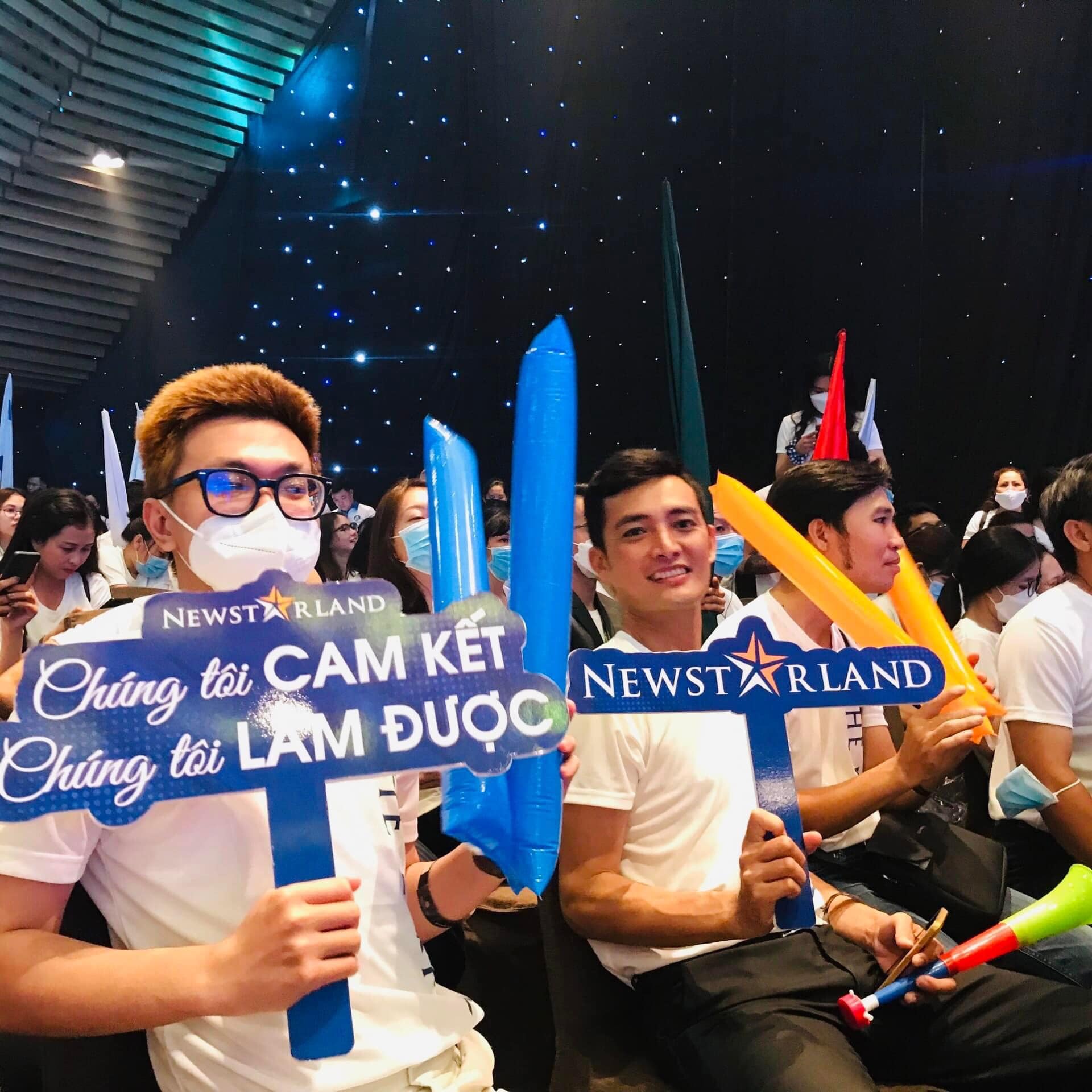 Chiến binh NewstarLand tại lễ ra quân Vinhomes Ocean Park 2 - The Empire chiều ngày 10/08/202 tại Gem Center - TP.HCM