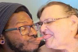 Bạn trẻ - Cuộc sống - Lên mạng tìm bạn gái, chàng 27 tuổi như "trúng số" khi yêu nàng 74 tuổi