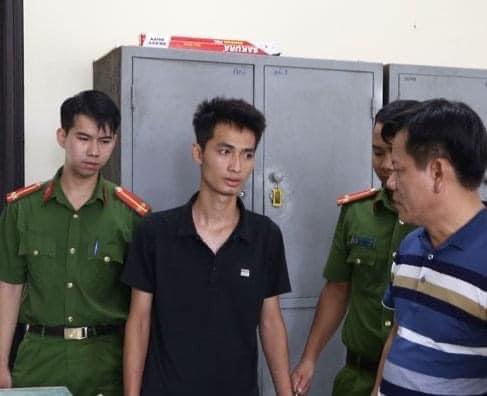 Đối tượng Nguyễn Trường Giang bị lực lượng công an bắt giữ vào đêm 13/8.