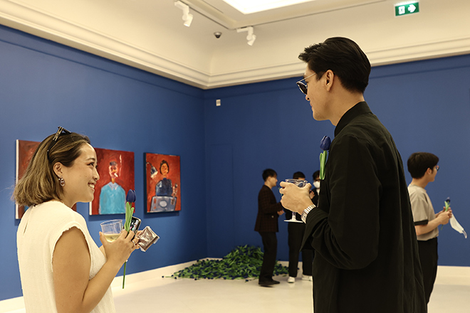 Anh đã phải chuẩn bị suốt 2 năm để có thể ra mắt những bức tranh của mình tại Thái Lan