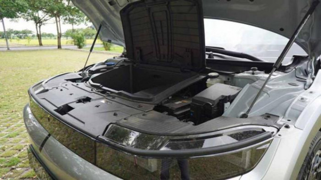 Nội soi xe điện Hyundai Ioniq 5 đầu tiên có mặt tại Việt Nam - 3