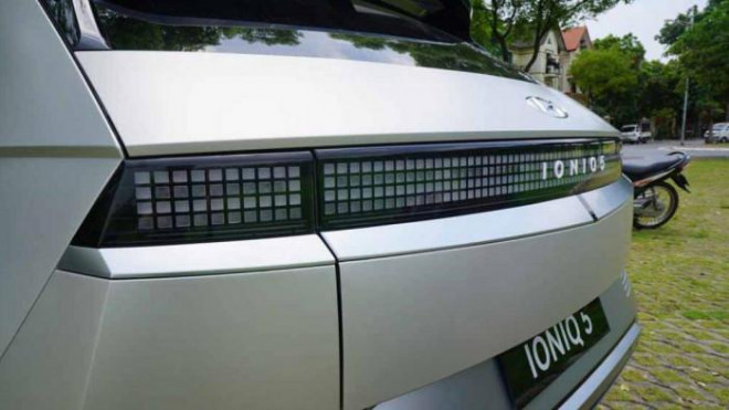 Nội soi xe điện Hyundai Ioniq 5 đầu tiên có mặt tại Việt Nam - 11