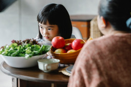 Giáo dục - du học - 4 hành vi của cha mẹ ảnh hưởng sâu sắc tới cuộc đời con cái