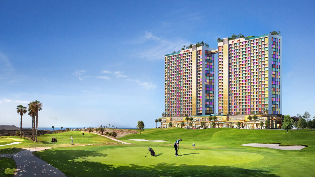 Sân golf 36 hố đạt chuẩn quốc tế nằm cạnh Dolce Penisola Quảng Bình