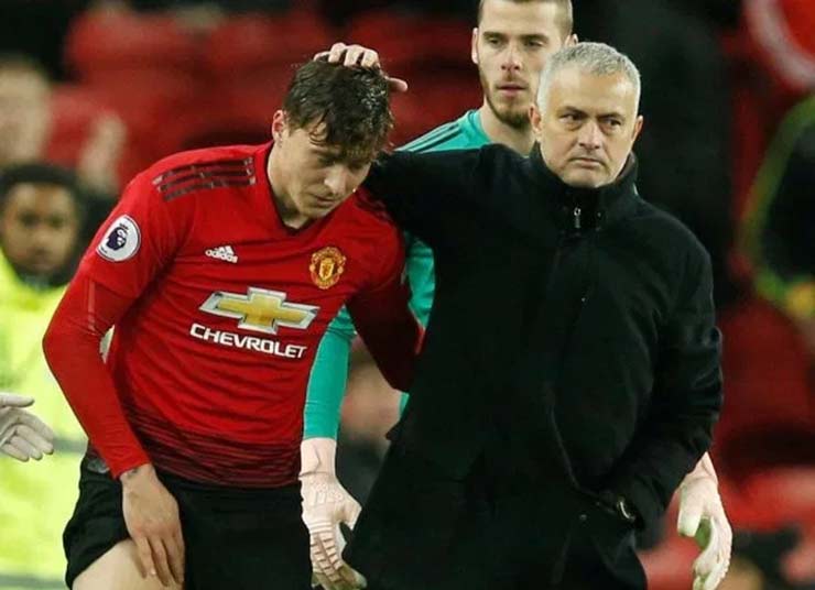 Lindelof và Mourinho tại MU