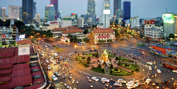 Quận 1 một trong trung tâm đô thị của TP HCM và cũng là nơi phát triển kinh tế bậc nhất của vùng đất Nam Bộ.
