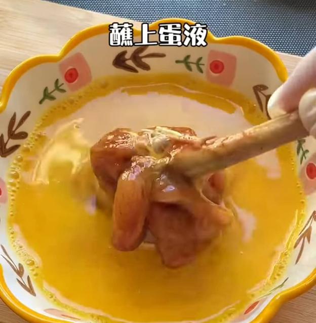 Đùi gà chiên thế này rất ngon giòn, nhanh gọn, trông còn ‘sang chảnh’ - 5