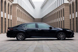 Tin tức ô tô - Bảng giá xe Camry của Toyota mới nhất nửa cuối tháng 8/2022