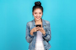 Thời trang Hi-tech - 3 smartphone vừa &quot;ngon&quot; vừa đẹp trong tầm giá 5 triệu phù hợp học sinh, sinh viên