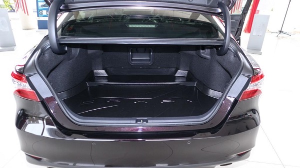 Bảng giá xe Camry của Toyota mới nhất nửa cuối tháng 8/2022 - 13