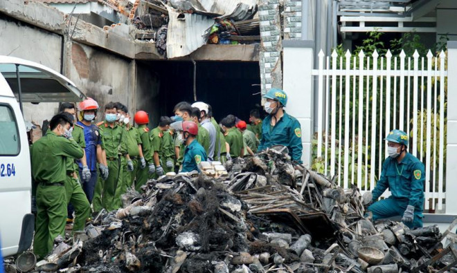 Công an Ninh Thuận vẫn đang tích cực làm rõ nguyên nhân vụ cháy làm ba người tử vong. Ảnh: HH.