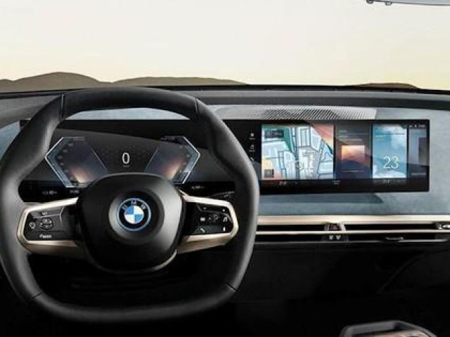 Tư vấn - Xếp hạng 7 hệ thống thông tin giải trí trên ô tô hiện đại nhất