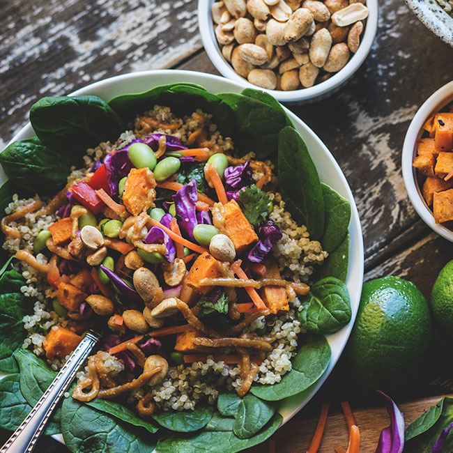 2 món ăn giúp làm săn chắc, trẻ hoá làn da từ bên trong - 3