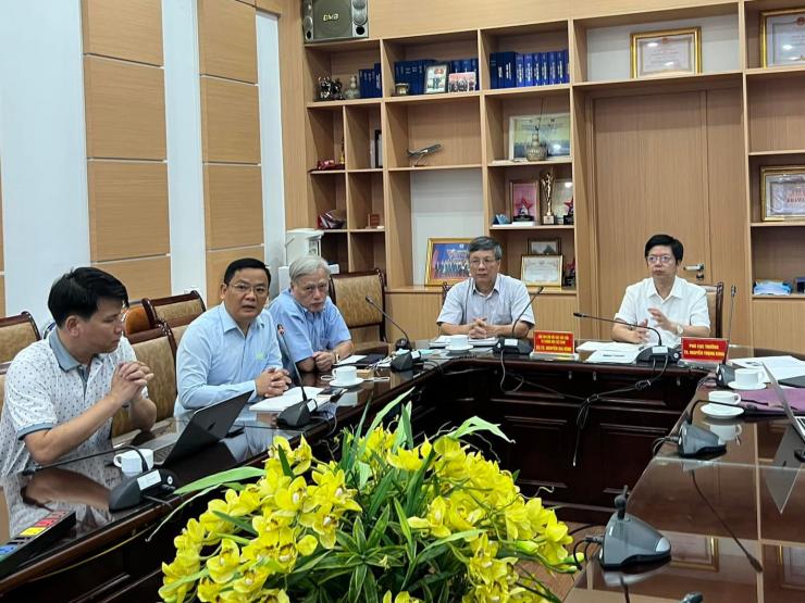 Sức khỏe đời sống - Gia tăng bệnh nhân COVID-19 nặng, theo dõi biến chủng mới