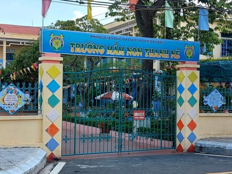 Tin tức trong ngày - Nghi vấn cặp bồ, có sở thích ăn lòng xào dưa: Cô giáo xin nghỉ việc