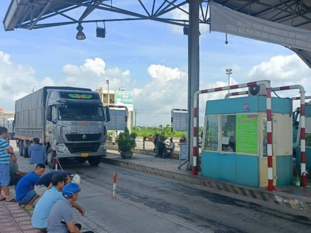 Thái Bình: Trạm BOT Quốc lộ 39B tạm dừng thu phí với người dân địa phương
