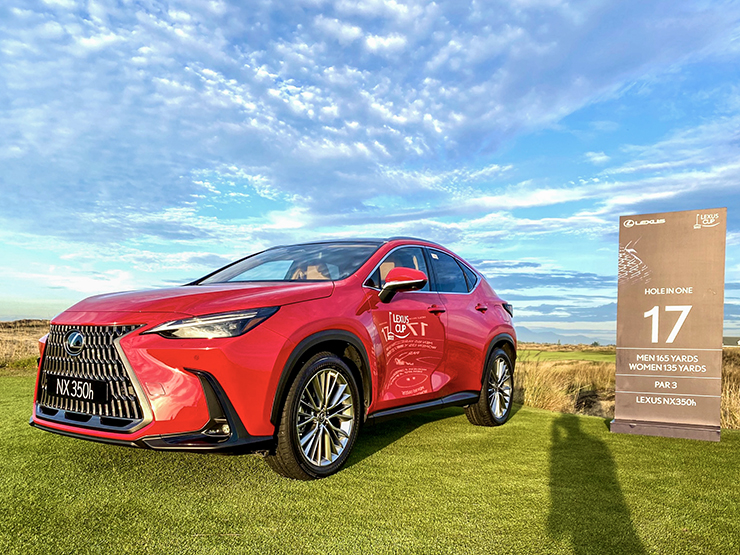 Lexus NX 350h được đem ra làm giải thưởng Hole-in-One có gì đặc biệt - 1