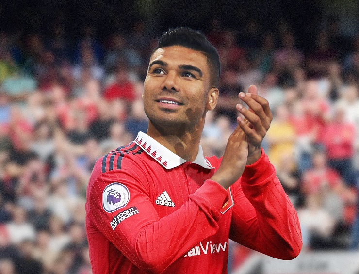 Casemiro sẽ cập bến MU