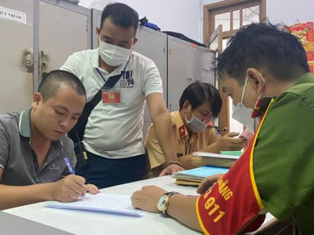 Pháp luật - Sự thật quảng cáo "1 triệu tiền thật đổi 12 triệu tiền giả"